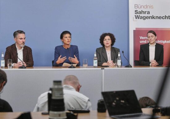 Wagenknecht zieht sich von BSW-Vorsitz zurück