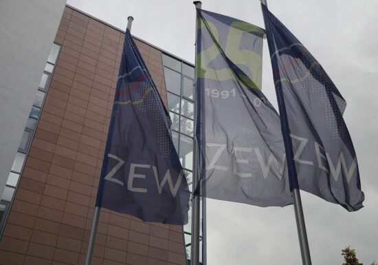 ZEW-Konjunkturerwartungen lassen geringfügig nach