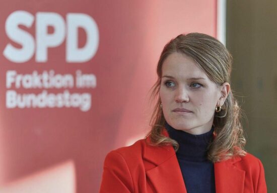 SPD-Fraktionsvize widerspricht Junger Gruppe im Rentenstreit