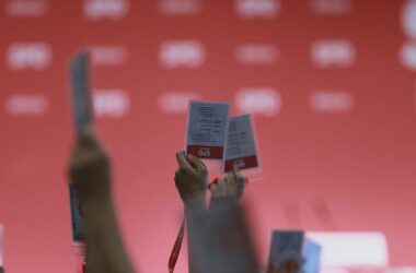 Berliner SPD nominiert Krach als Spitzenkandidaten