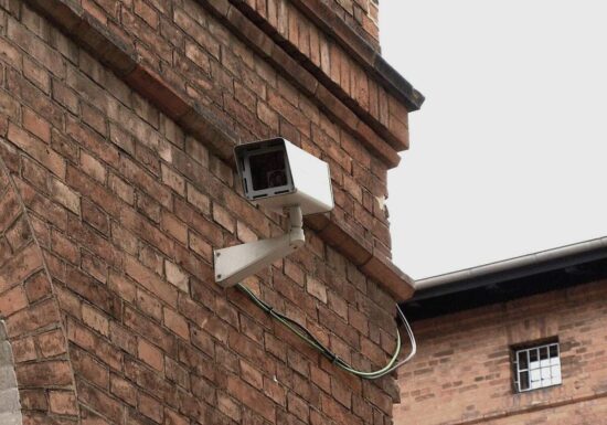 Wien plant "gefängnisähnliche Aufenthalte" für Unter-14-Jährige