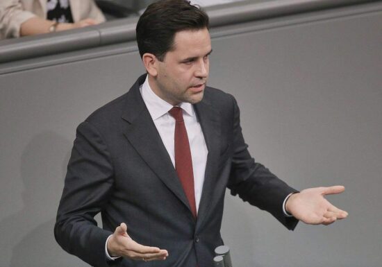 JU macht im Rentenstreit Druck auf Merz