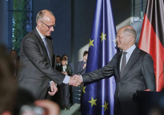 Olaf Scholz will Friedrich Merz unterstützen