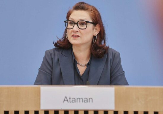 Ataman verlangt längere Beschwerdefristen bei Diskriminierung