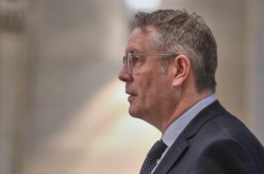 Schweitzer kritisiert Rentendebatte