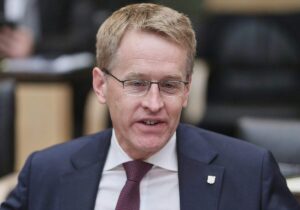 Günther spricht sich gegen Volksbefragung über Wehrdienst aus