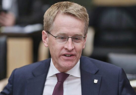 Günther spricht sich gegen Volksbefragung über Wehrdienst aus