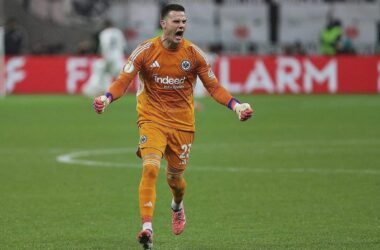 Champions League: Frankfurt trotzt Neapel torloses Remis ab