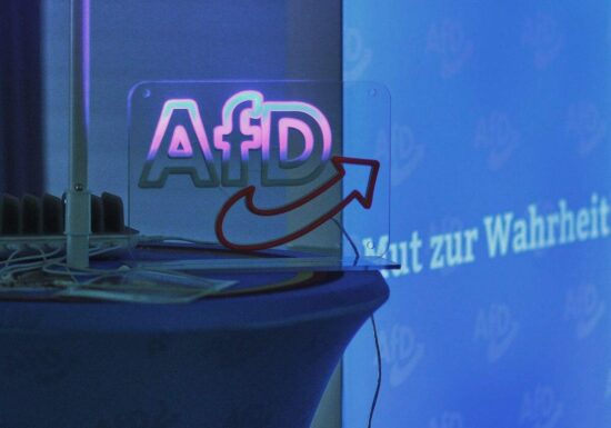 Mehrheit der Ostdeutschen für Kontakte zwischen Wirtschaft und AfD