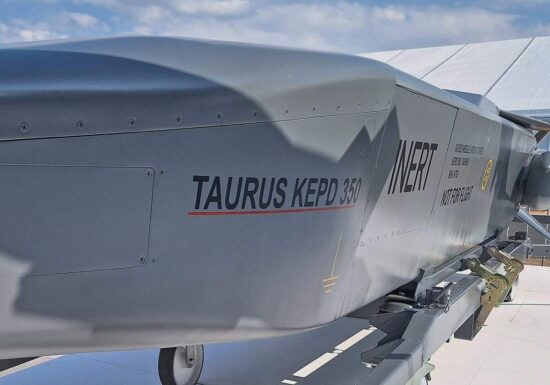 Nouripour dringt auf Taurus-Lieferung an Ukraine