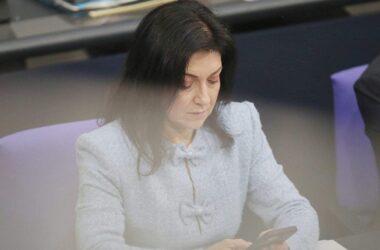 Reiche: "Wir müssen in Deutschland insgesamt mehr arbeiten"