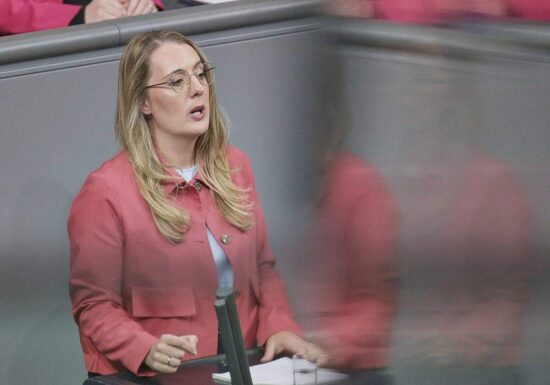 Grüne werfen Regierung Rückschritte beim Klimaschutz vor