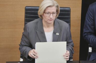 Rehlinger verteidigt Bas gegen Arbeitgeberkritik