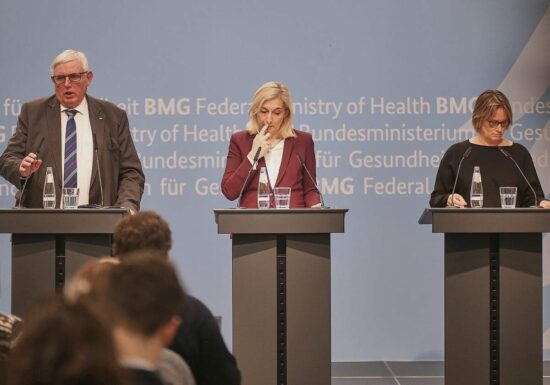 Warken weist Kritik an Papier zu Pflegereform zurück