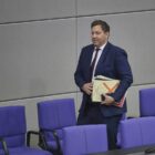 Klingbeil bringt Riester-Reform auf den Weg