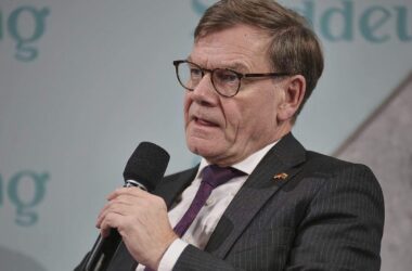 Verhandlungen: Wadephul pocht auf Entscheidungshoheit der Ukraine