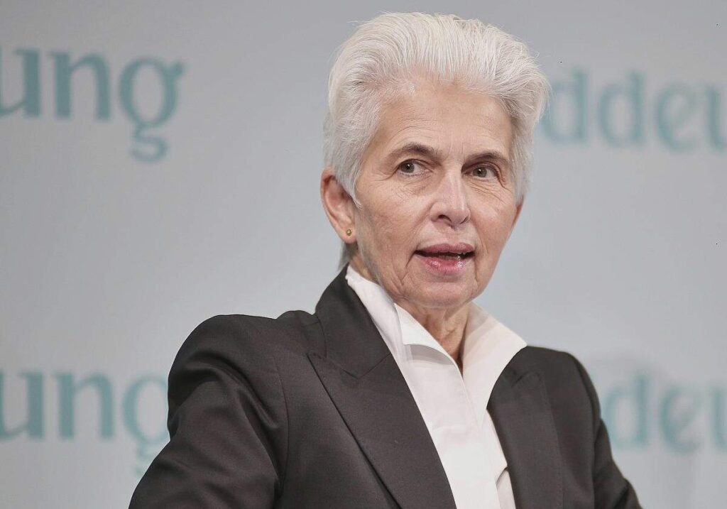 Strack-Zimmermann kritisiert Merz-Angebot an Trump