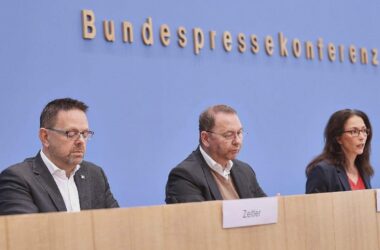 DGB-Umfrage vorgestellt: Mehrheit für Erhalt des Acht-Stunden-Tags