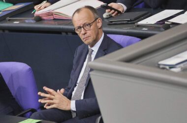 Reichinnek: "Wir retten nicht Herrn Merz, wir retten die Rente"