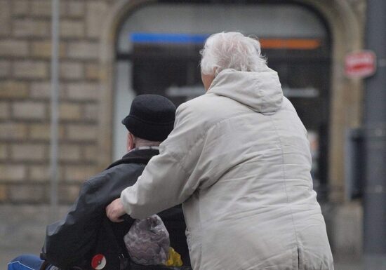 SPD-Generalsekretär schlägt soziale Staffelung für Rente vor