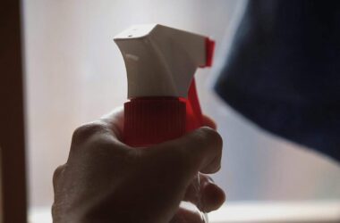 Nur jede zehnte Haushaltshilfe in Deutschland ist angemeldet