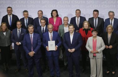 SPD will erst aktuellen Koalitionsvertrag abarbeiten