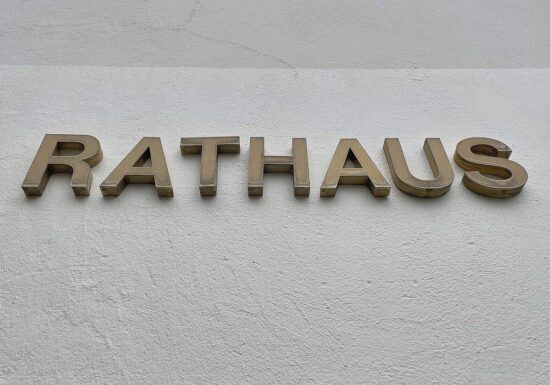 NRW-Kommunen warnen vor massiven Leistungseinschränkungen