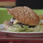 Gewerkschaftschef gegen niedrigere Gastrosteuer