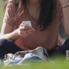 Betrügerisches App-Netzwerk bringt Geschädigte um Millionen