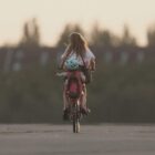 Studie: Finanzielle Sorgen belasten Eltern in Erziehungsrolle