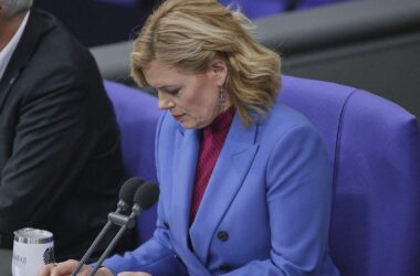 Bundestagspräsidentin will an Geheimdienstinformationen