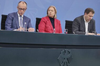 Grüne werfen Regierung Handlungsunfähigkeit vor