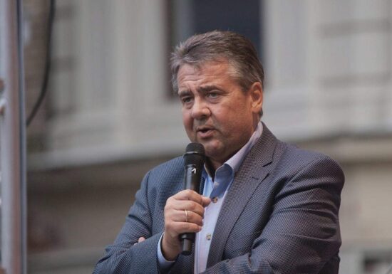 Gabriel drängt auf wirtschaftliche und militärische Stärkung der EU