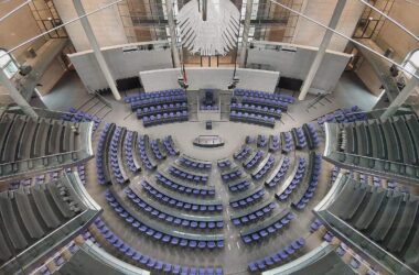 Bundestag: Mehr Geld für Fraktionen trotz geschrumpften Parlaments