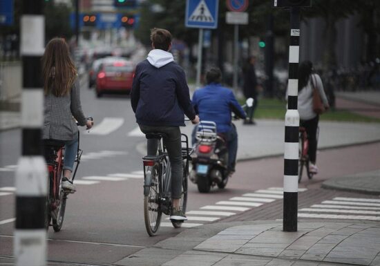 ADAC will verpflichtende Türwarnsysteme gegen "Dooring"-Unfälle