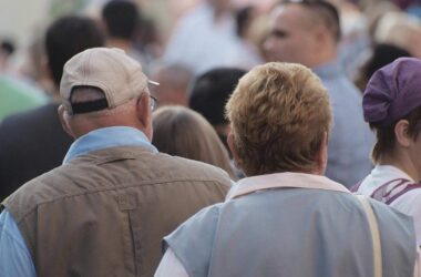 Auch Frei will Renteneintrittsalter an Beitragsjahre koppeln