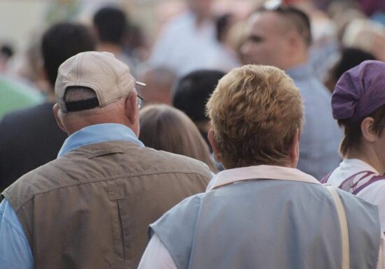 Auch Frei will Renteneintrittsalter an Beitragsjahre koppeln