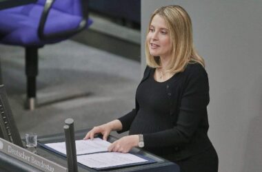 Hubertz will trotz Mutterschutz an Rentenabstimmung teilnehmen