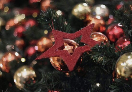 Deutsche geben rund 500 Euro für Weihnachtsgeschenke aus