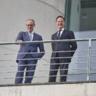 Merz pocht auf Beteiligung an Friedensprozess - Lob von Rutte