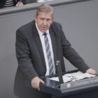 SPD-Politiker Schwarz fordert umfassende Unterstützung der Ukraine