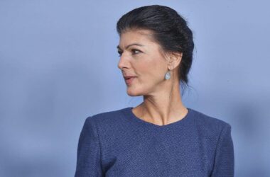 Wagenknecht wirbt für "Schulstreik" gegen Wehrpflicht