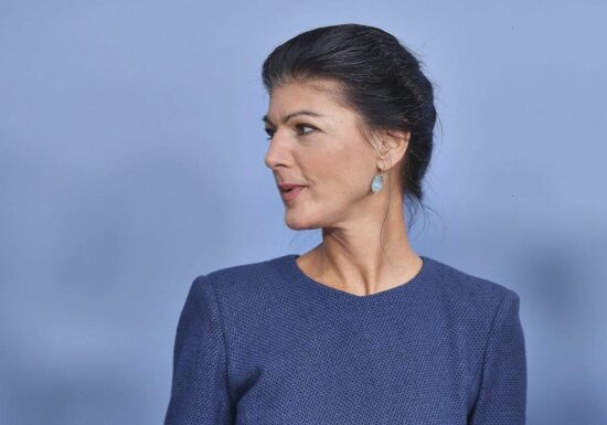 Wagenknecht wirbt für "Schulstreik" gegen Wehrpflicht