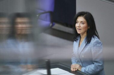 Arbeitgeber loben Reiche-Vorstoß zu Arbeitszeiten