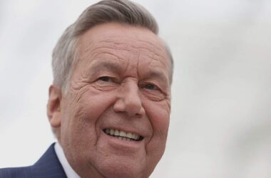 Depeche Mode an Spitze der Album-Charts - Roland Kaiser auf Platz 3