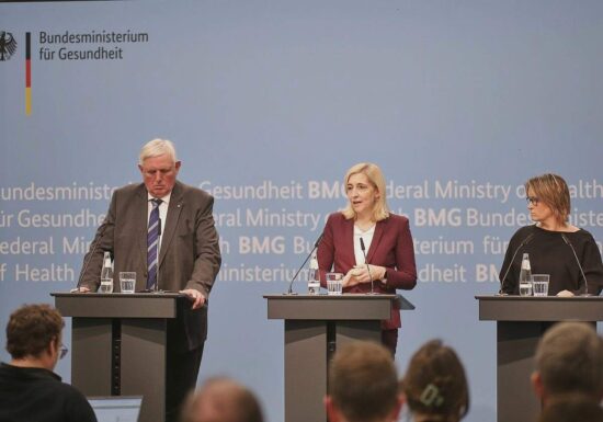 Bund-Länder-Arbeitsgruppe legt Optionen für Pflegereform vor