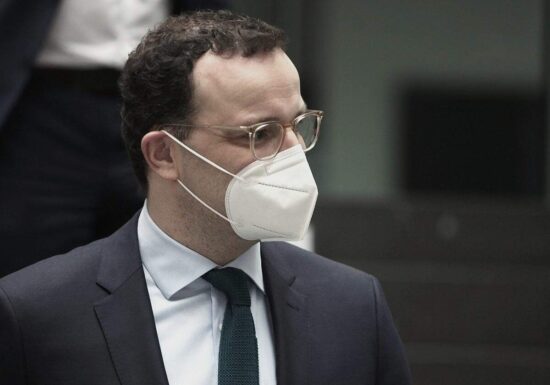 Spahn verteidigt Maskenbeschaffung in Enquete-Kommission