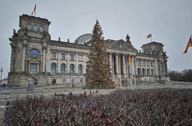 Bundestag für Yad-Vashem-Straße in Berlin-Mitte