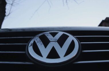 VW bietet Mitarbeitern in Dresden Wechselprämie