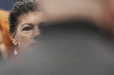 Wagenknecht bezeichnet Brandmauer als "Brandstiftung"